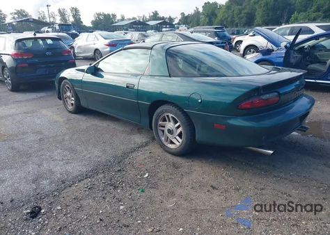 1995 Chevrolet Camaro Z28 z USA, uszkodzony, nr VIN 2G1FP22P3S2181990